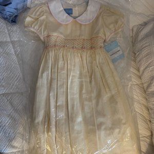 Girl's smocked dress